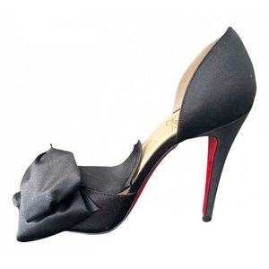 Christian Louboutin 👠Bow Heel